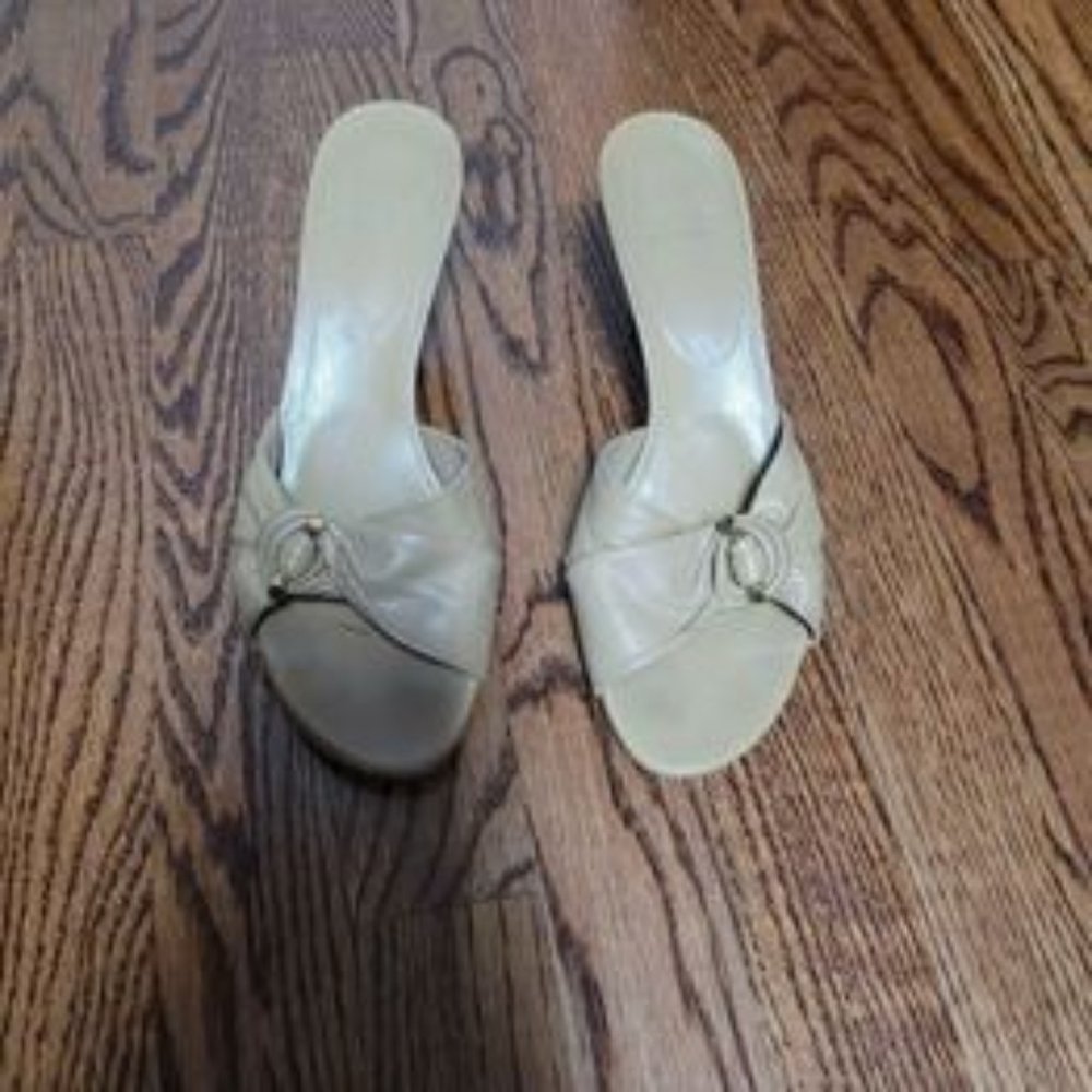 Stuart Weitzman Kitty Heel Mules